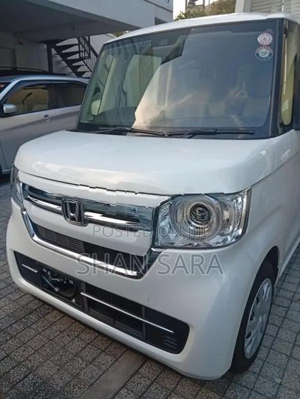 Honda N-Box X 2023