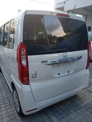 Honda N-Box X 2023