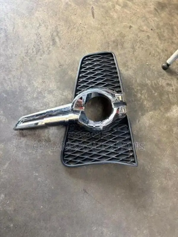 TOYOTA ALPHARD FOG LIGHT COVER