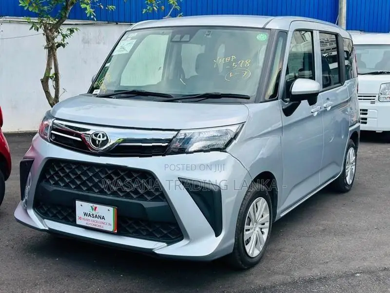 Toyota Roomy X 2023