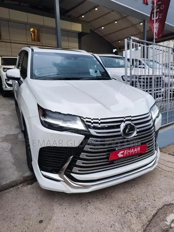Lexus LX600 2024
