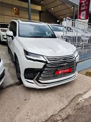 Lexus LX600 2024