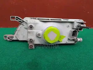 Nissan Sunny B14 Head Light/shell