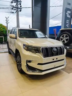 Toyota Land Cruiser Prado 150 2023