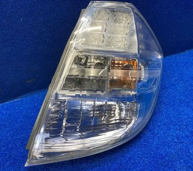 FIT GP1 G premium tail light