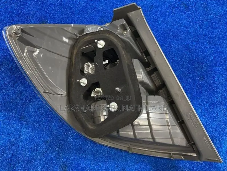 FIT GP1 G premium tail light