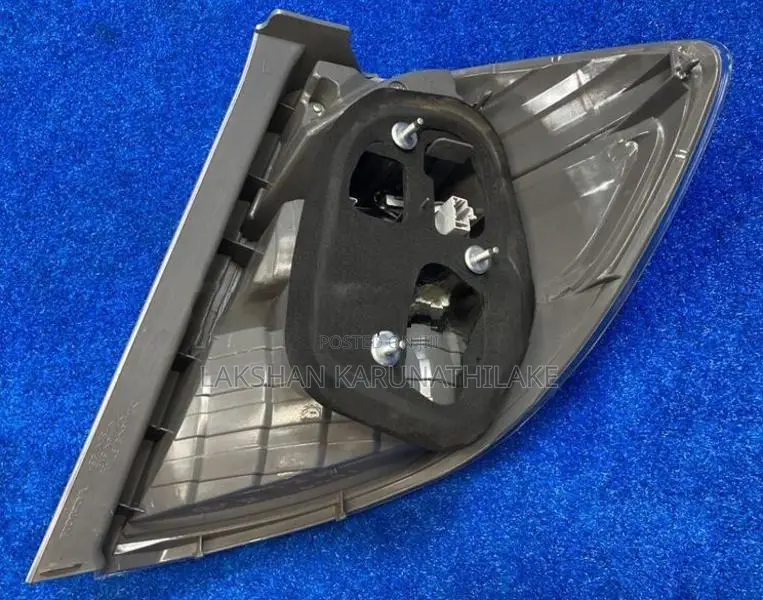 FIT GP1 G premium tail light