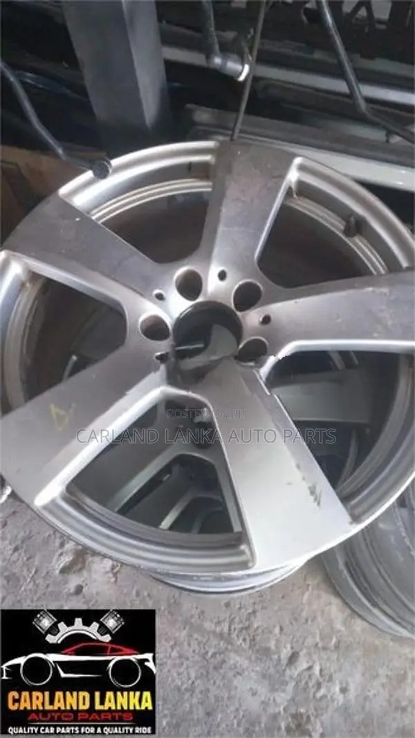 BENZ W212 E250 ORIGINAL ALLOY SET FOR SALE..