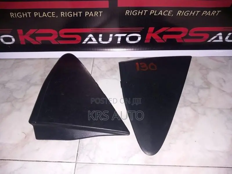 Toyota Vitz KSP 130 Fender Finisher