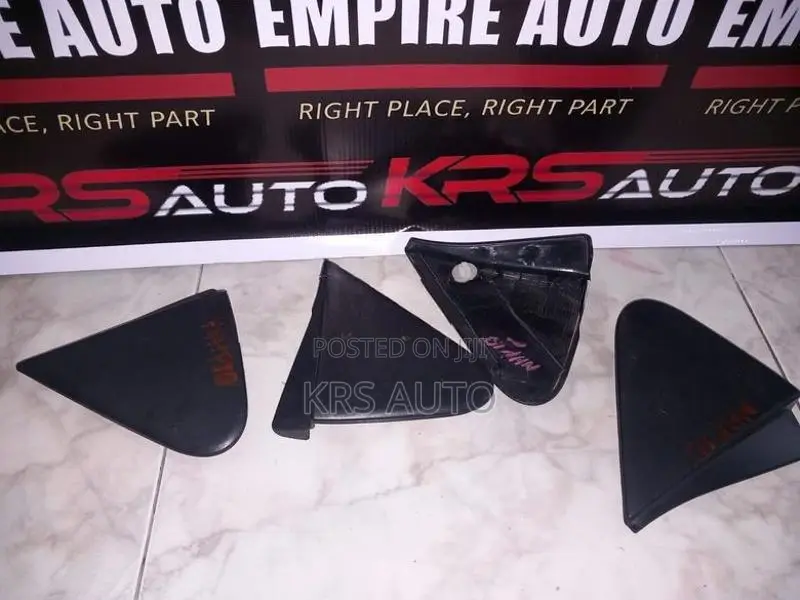 Toyota Aquya NHP 10 Fender