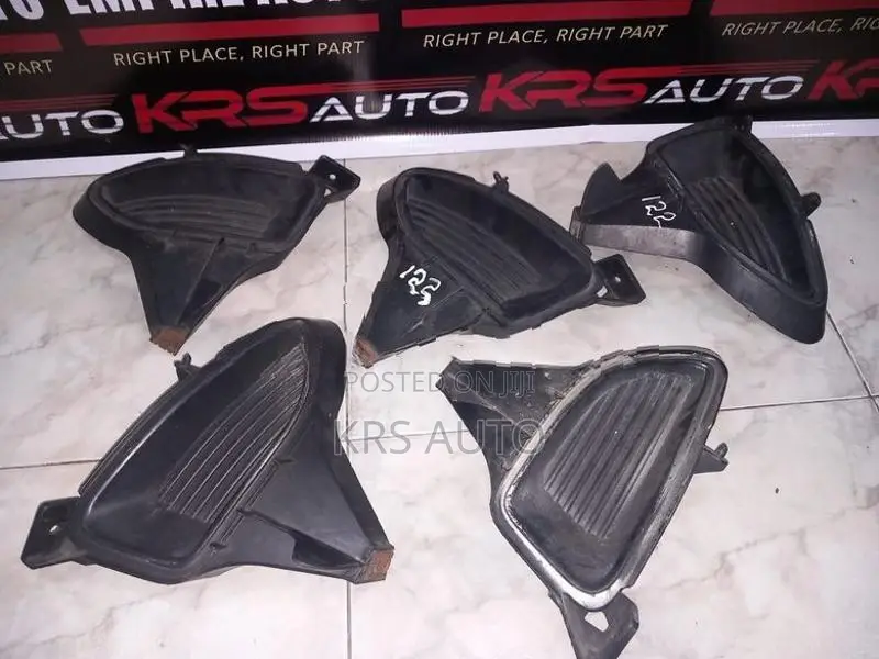 Toyota Corolla NZE 121 Front Bumper Garnish