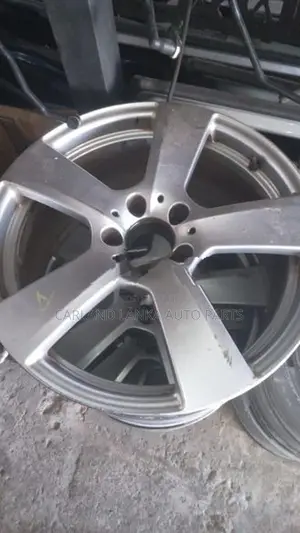BENZ W212 E250 ORIGINAL ALLOY SET FOR SALE..