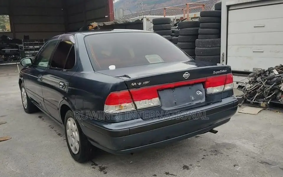 NISSAN SUNNY FB15 OLD SHELL ENGINE COMPLETE (LOW MILEAGE)