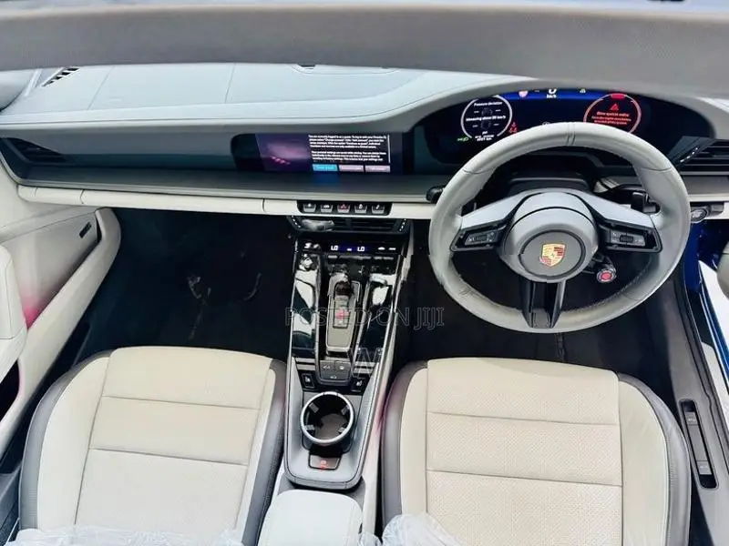 Porsche 911 Carrera Coupe Sports Unregis 2025