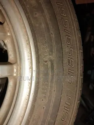 Toyota Prius 30 Three Tyres With Alloy weels