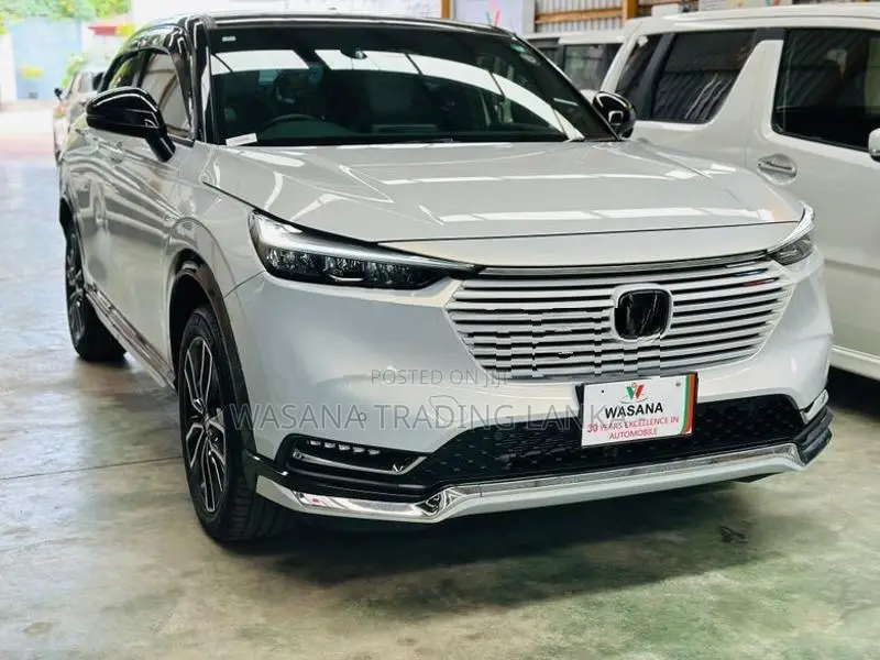 Honda Vezel Z Play Premium 2024