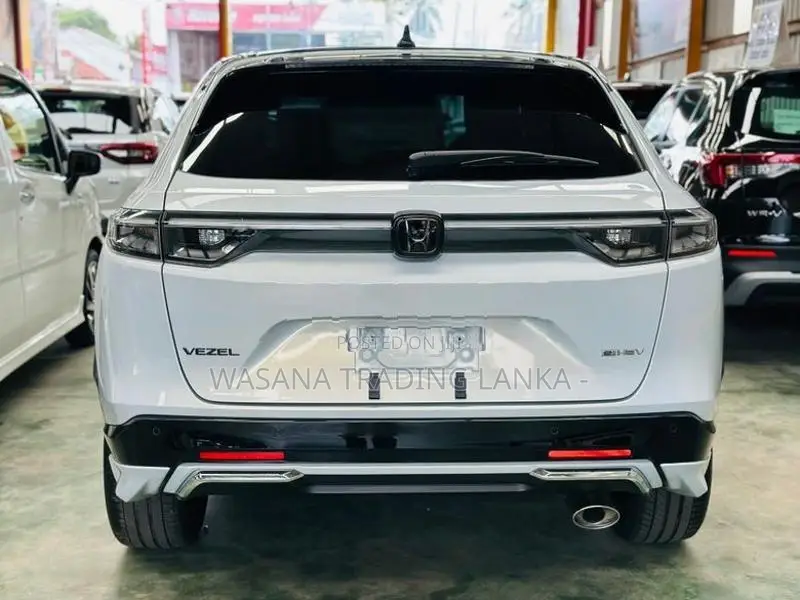 Honda Vezel Z Play Premium 2024