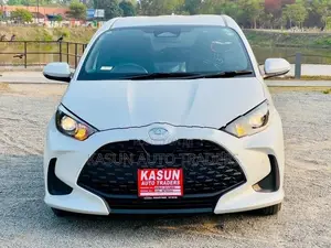 Toyota Yaris X Grade 2024
