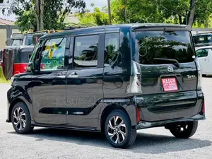 Daihatsu Tanto Custom 2024
