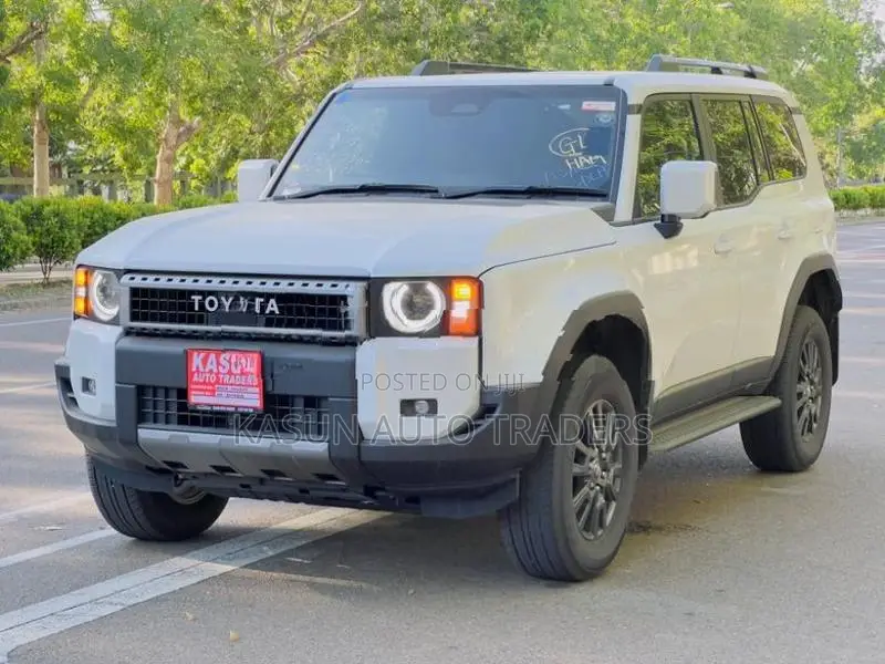 Toyota Land Cruiser Prado 250 2024