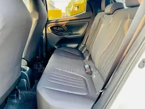 Toyota Yaris X Grade 2024