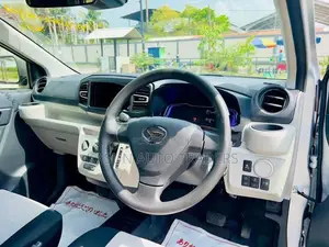 Daihatsu Mira 2024