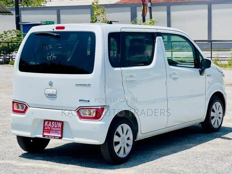 Suzuki Wagon R FX 2024