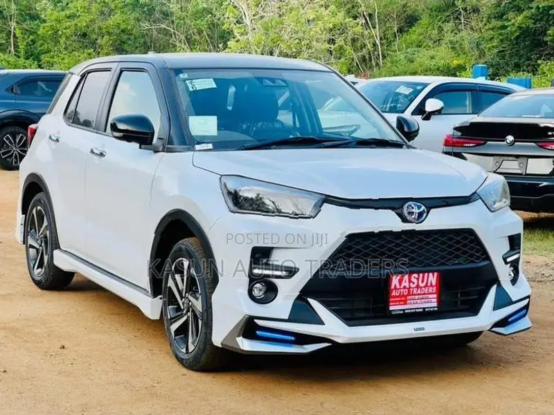 Toyota Raize Z Hybrid 2025