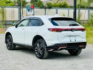 Honda Vezel Z Premium 2025