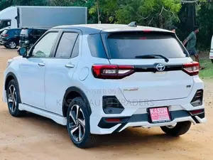 Toyota Raize Z Hybrid 2025