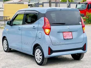 Mitsubishi eK Wagon M Grade 2024