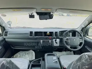 Toyota Hiace GDH 223B 2024