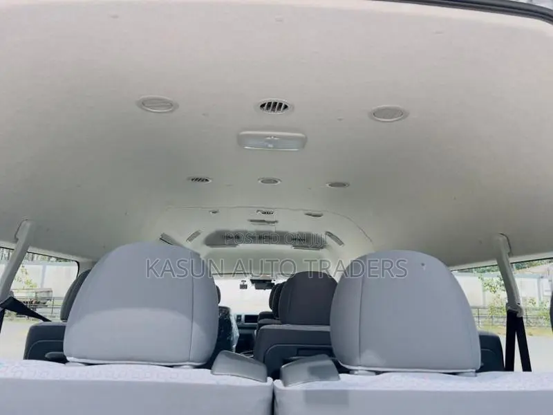 Toyota Hiace GDH 223B 2024