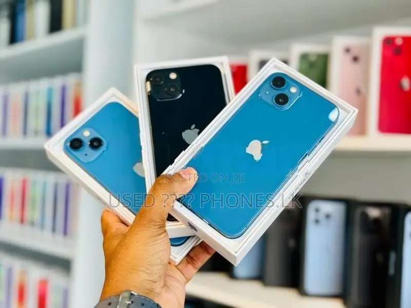Apple iPhone 13 128GB (Used)