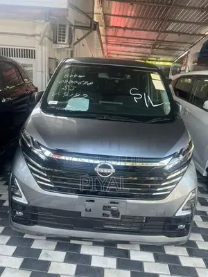 Nissan Dayz Highway STAR x 2023