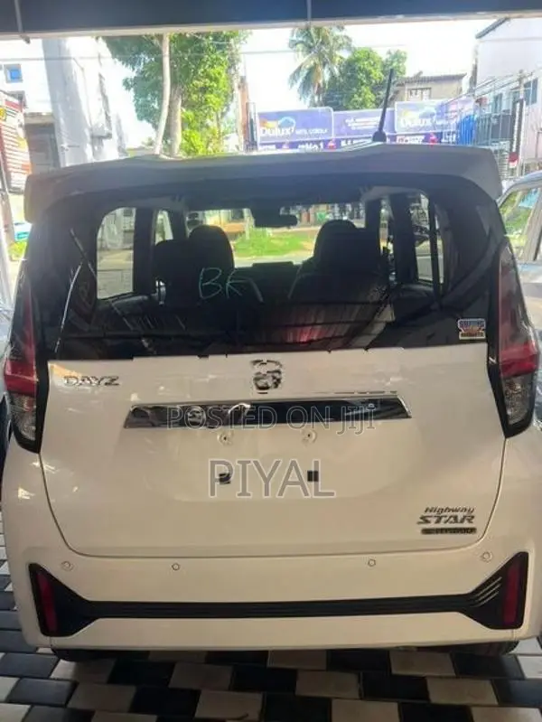 Nissan Dayz Highway STAR 2023