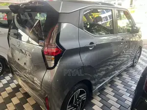 Nissan Dayz Highway STAR x 2023