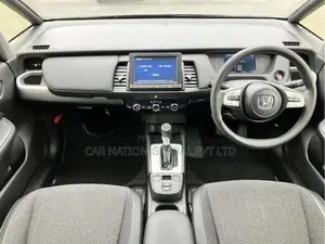 Honda Fit e:HEV HOME Edition 2025