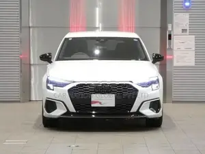 Audi A3 30 TFSI Signature 2024