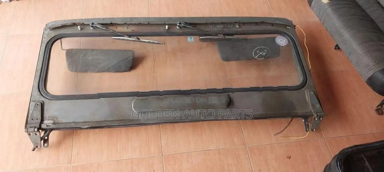 Mitsubishi 4dr5 Jeep Recondition Windscreen Frame