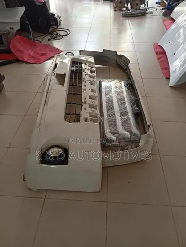 Toyota KDH Front Bumper with fog