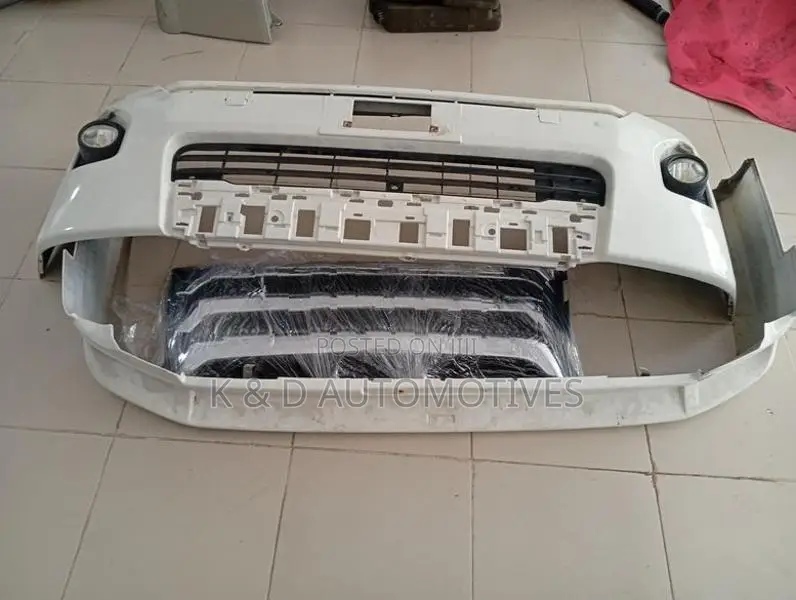 Toyota KDH Front Bumper with fog