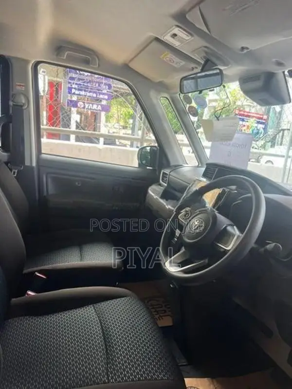 Toyota Roomy G 2023