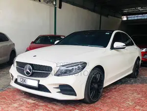 Mercedes-Benz C200 2019 White