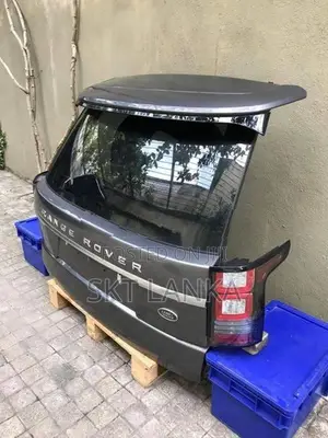 Genuine Range Rover Vogue 2016 rear door tailgate lights bumper