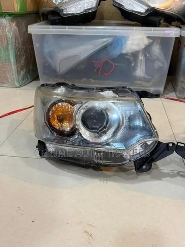 Suzuki Wagon R MH44S Stingray Head Lamp
