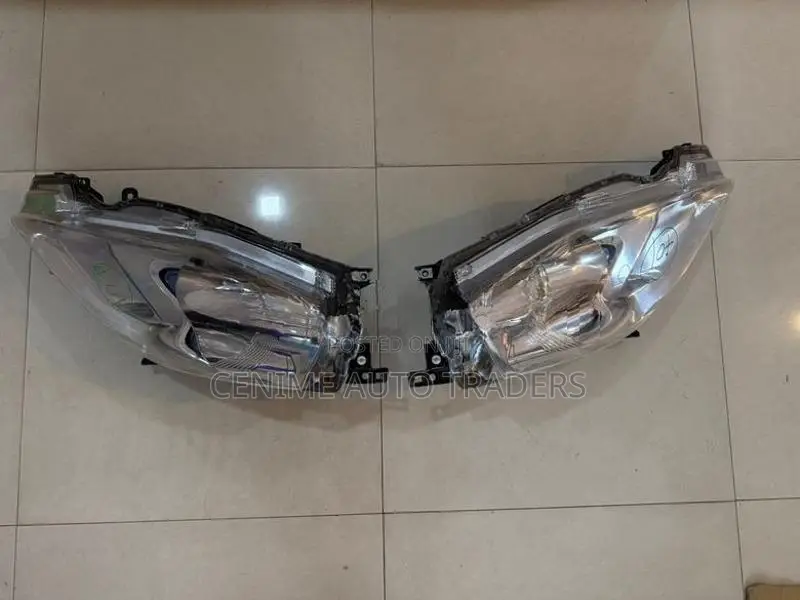 Nissan Leaf Head Lamp