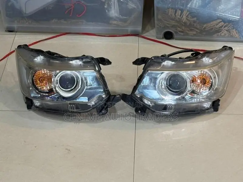 Suzuki Wagon R MH44S Stingray Head Lamp