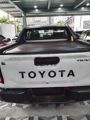 Toyota Hilux Travo 2025