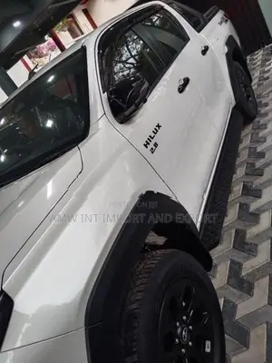 Toyota Hilux Travo 2025